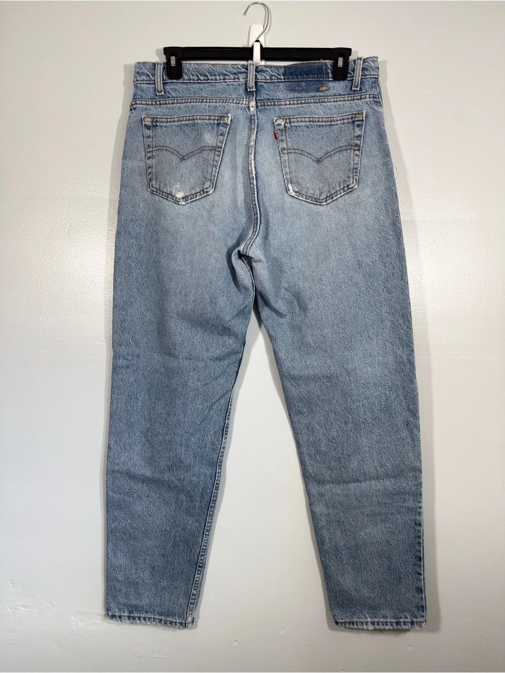 Vintage Levi’s 550 Light Wash Rigid Made in USA 90s 38 x 32